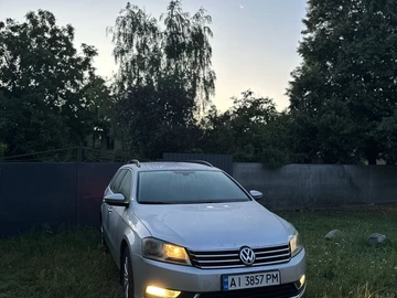 Авто Volkswagen Passat Variant 2011 № 8018585
