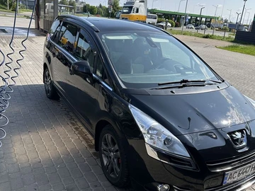 Авто Peugeot 5008 2010 № 8018602