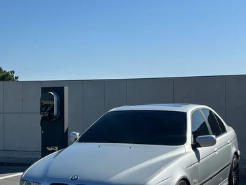 Авто BMW 5 Серия 2002 № 8018752