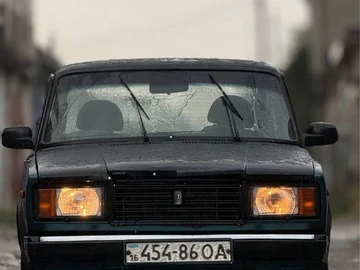 Авто ВАЗ 2107 1998 № 8018821