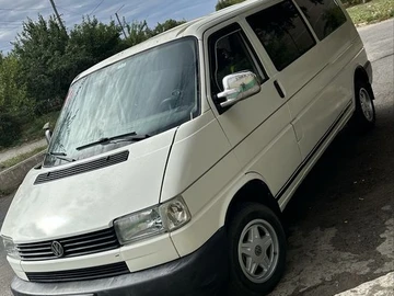 Авто Volkswagen Transporter 1994 № 8018829
