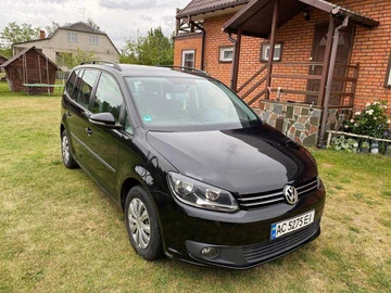 Авто Volkswagen Touran 2012 № 8019052