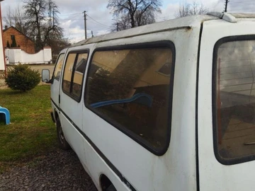 Авто Isuzu Midi Груз  1989 № 8019057