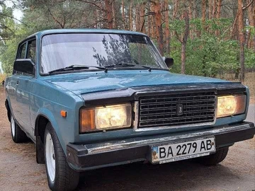 Авто ВАЗ 2107 2005 № 8019190