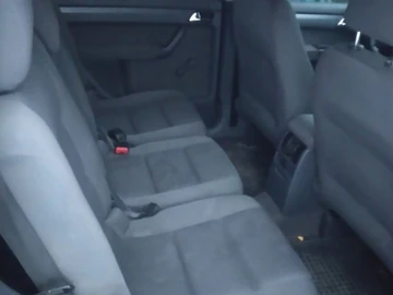 Авто Volkswagen Touran 2005 № 8019369