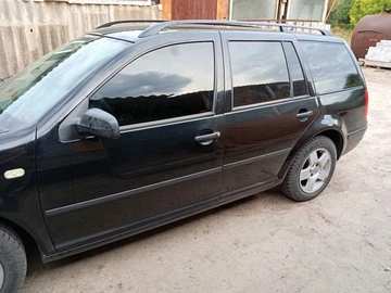 Авто Volkswagen Golf 1999 № 8019381