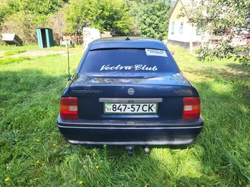 Авто Opel Vectra 1990 № 8019385