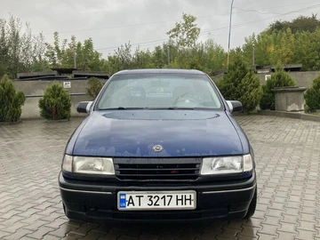 Авто Opel Vectra 1992 № 8019439