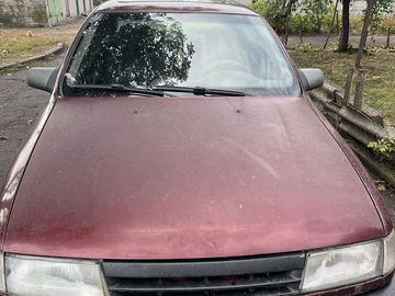 Авто Opel Vectra 1990 № 8019448