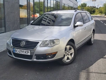 Авто Volkswagen Passat Variant 2008 № 8019488