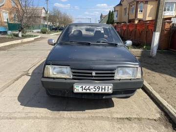 Авто ВАЗ 21099 1994 № 8019501