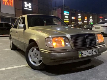 Авто Mercedes 220 1995 № 8019606