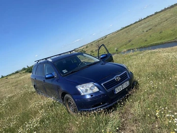Авто Toyota Avensis 2004 № 8019629