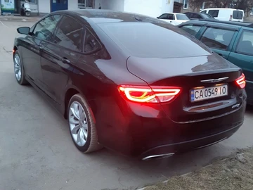 Авто Chrysler 200 2016 № 8019647