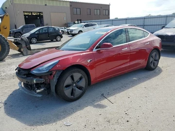 Авто Tesla Model 3 2019 № 8019653