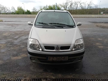 Авто Renault 4 2005 № 8019671
