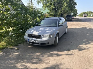 Авто Audi A4 2002 № 8019873