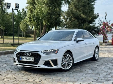Авто Audi A4 2022 № 8019898