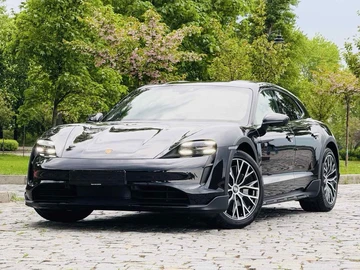 Авто Porsche 924 2022 № 8019912