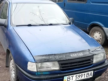 Авто Opel Vectra 1992 № 8019935