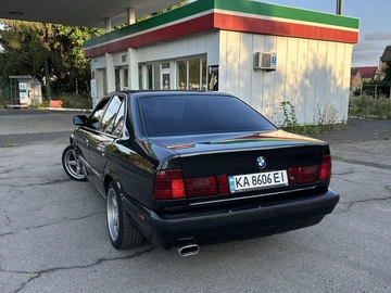 Авто BMW 5 Серия 1990 № 8019941