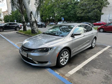 Авто Chrysler 200 2015 № 8020054