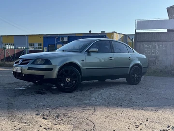 Авто Volkswagen Passat Sedan 2001 № 8020122