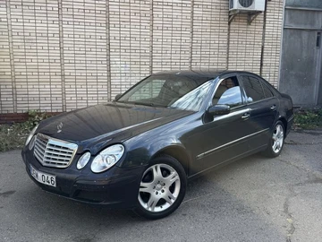 Авто Mercedes Mb 2005 № 8020308