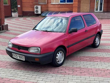 Авто Volkswagen Golf 1992 № 8020358