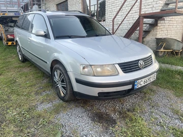 Авто Volkswagen Passat Variant 1998 № 8020460