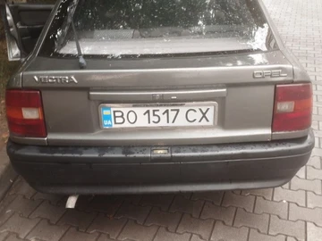 Авто Opel Vectra 1992 № 8020465
