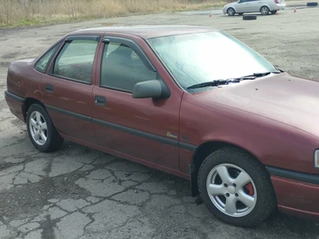 Авто Opel Vectra 1995 № 8020522