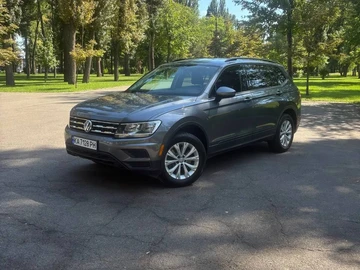 Авто Volkswagen Tiguan 2017 № 8020546
