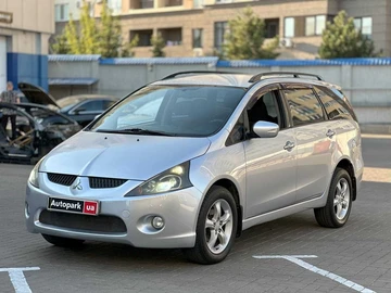 Авто Mitsubishi Grandis 2007 № 8020689