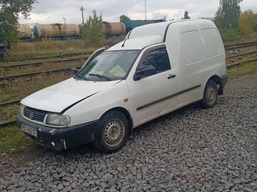 Авто Volkswagen Caddy 2003 № 8020743