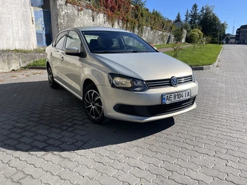 Авто Volkswagen Polo 2012 № 8020752