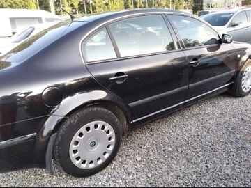 Авто Skoda Superb 2003 № 8020805