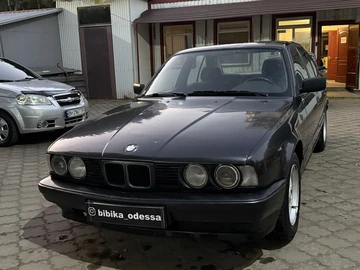 Авто BMW 5 Серия 1993 № 8020807