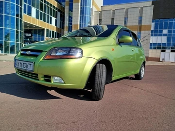 Авто Chevrolet Aveo 2005 № 8020812