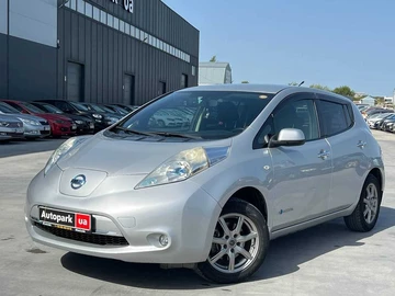 Авто Nissan Leaf 2013 № 8021045