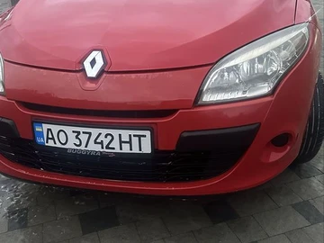 Авто Renault Megane 2010 № 8021046