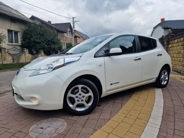 Авто Nissan Leaf 2014 № 8021060