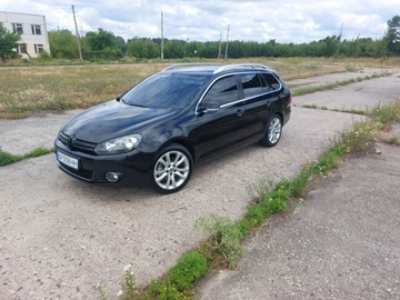 Авто Volkswagen Golf 2012 № 8021209