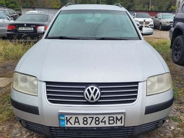Авто Volkswagen Passat Variant 2001 № 8021461