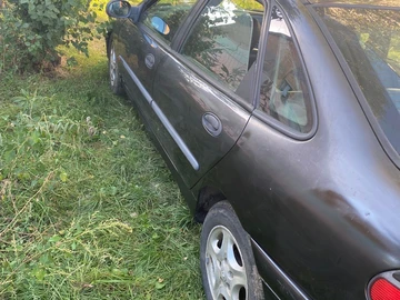 Авто Renault 4 1999 № 8021487