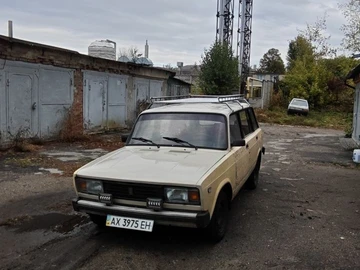 Авто ВАЗ 2104 1988 № 8021542