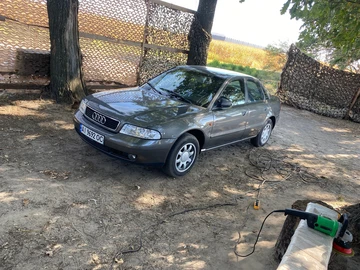 Авто Audi A4 1995 № 8021555