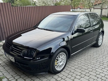 Авто Volkswagen Golf 2003 № 8021601