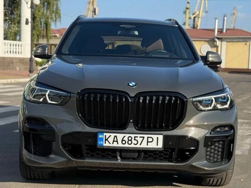 Авто BMW X5 2021 № 8021740
