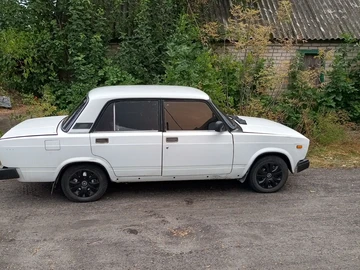 Авто ВАЗ 2105 1991 № 8021869